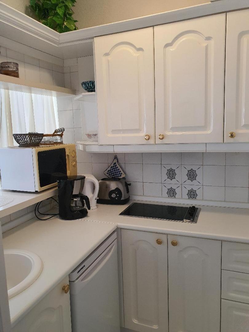 Luxury Studio Apartment 2 Night Minimum Stay Until June 31St!! Torrox Kültér fotó
